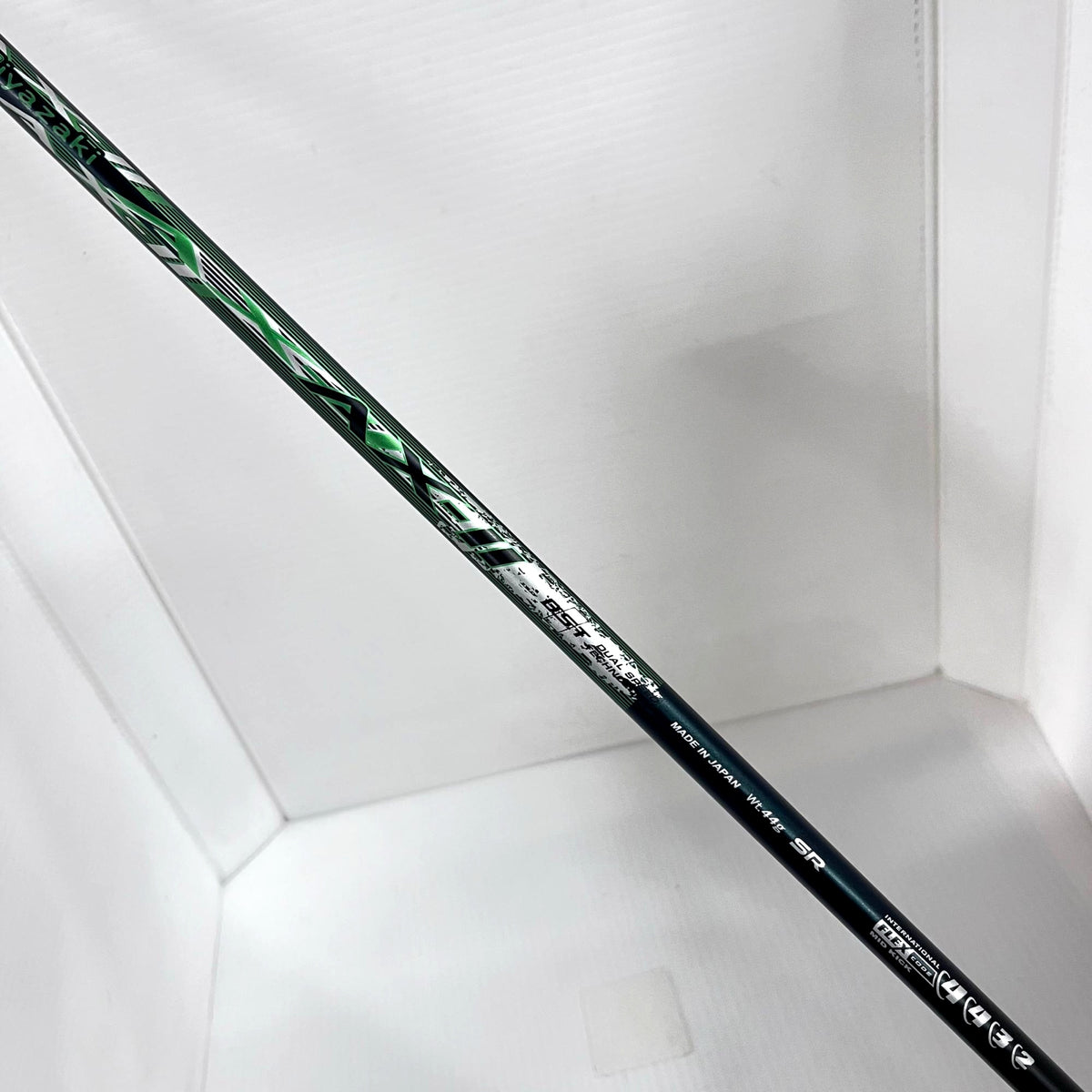 XXIO
Driver XXIO (2022) eks 10.5° StiffRegular Miyazaki AX-2(DR)