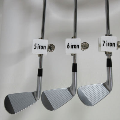 SRIXON Iron Set SRIXON Z-FORGED 2 Stiff Dynamic Gold D.S.T S200 6 pieces