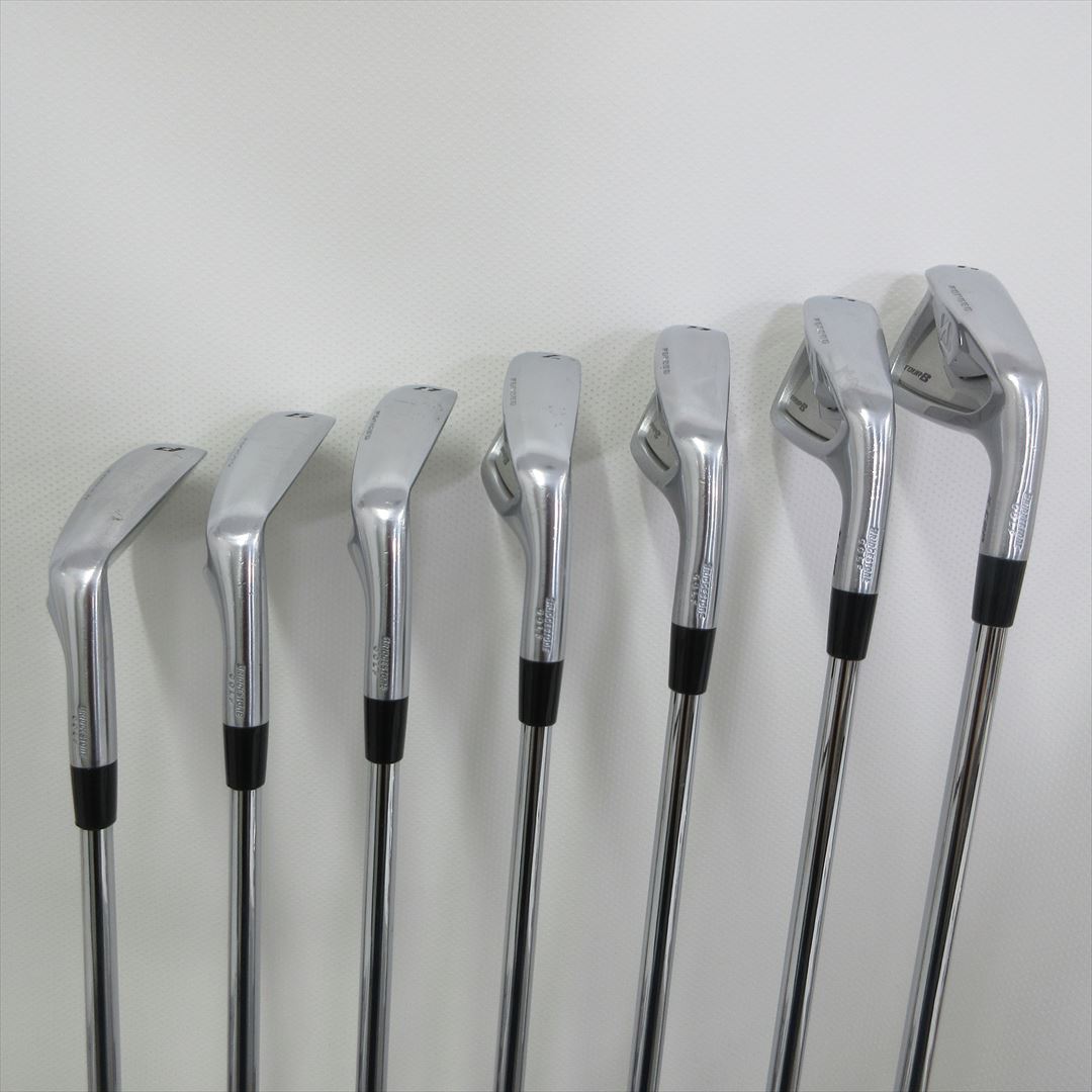 Bridgestone Iron Set TOUR B X-CBP Stiff NS PRO MODUS3 TOUR105 7 pieces