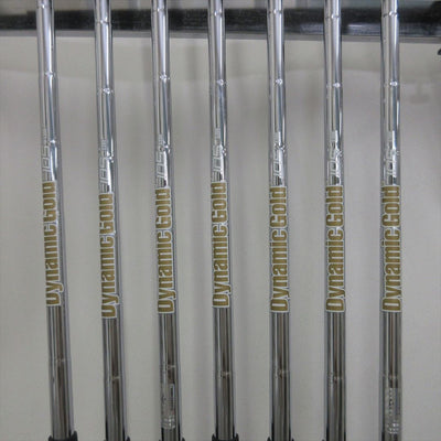 Callaway Iron Set ROGUE ST PRO Stiff Dynamic Gold 105 S200 7 pieces