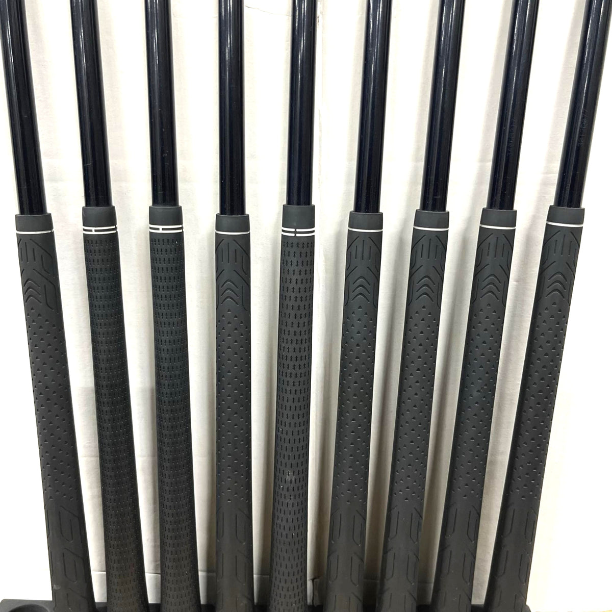 XXIO
 Iron Set XXIO (2002) XXIO MP200 9 pieces Men