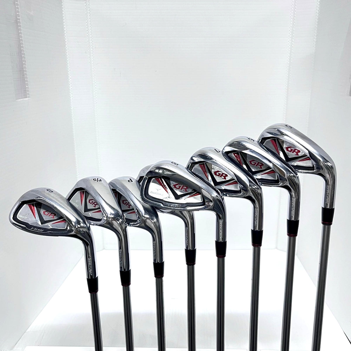 Bridgestone Iron Set TOURSTAGE 10-BLADE GR(2010) Tour AD B10-03i 8 pieces Men