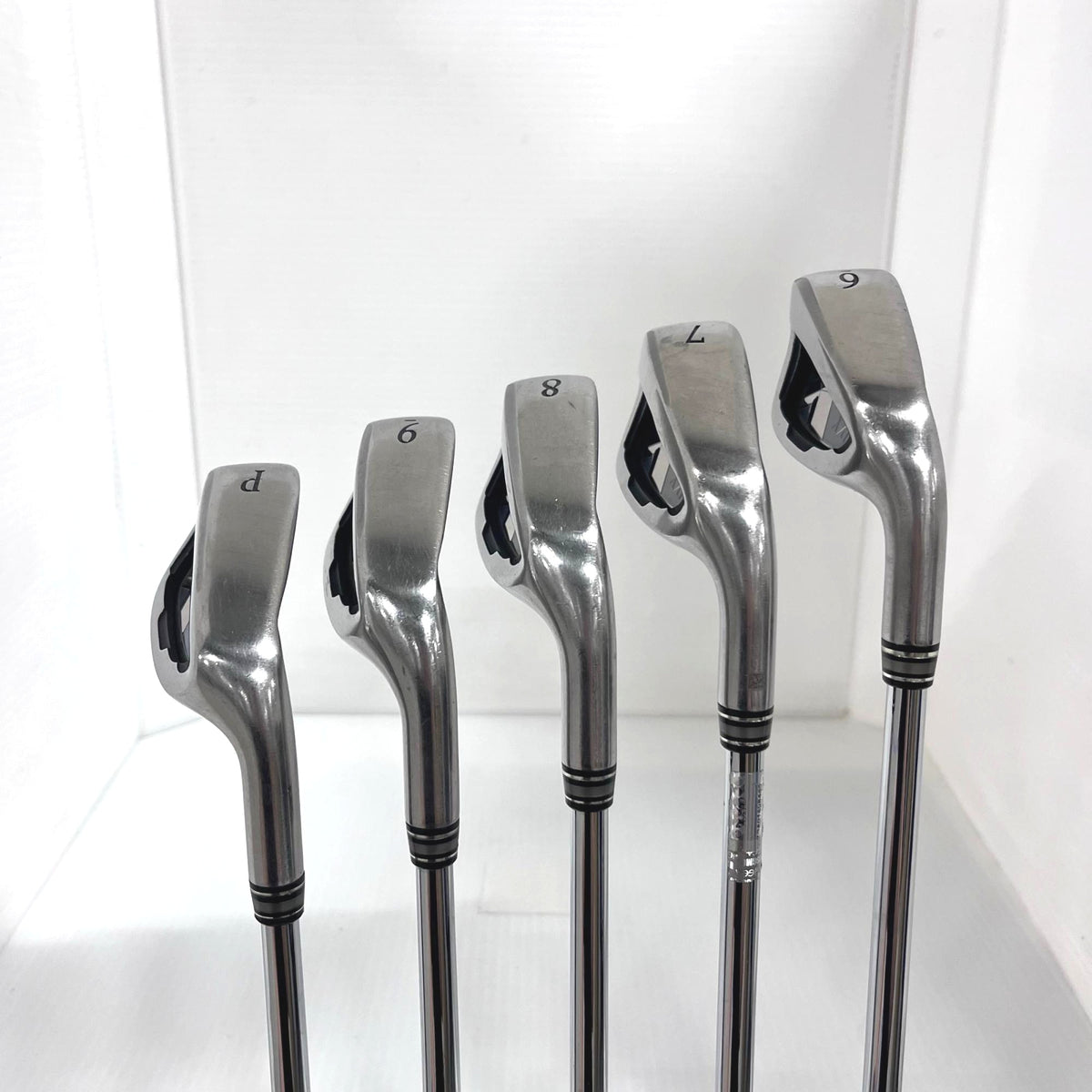 XXIO
 Iron Set XXIO (2018) NS PRO 870GH D.S.T for XXIO 5 pieces Men