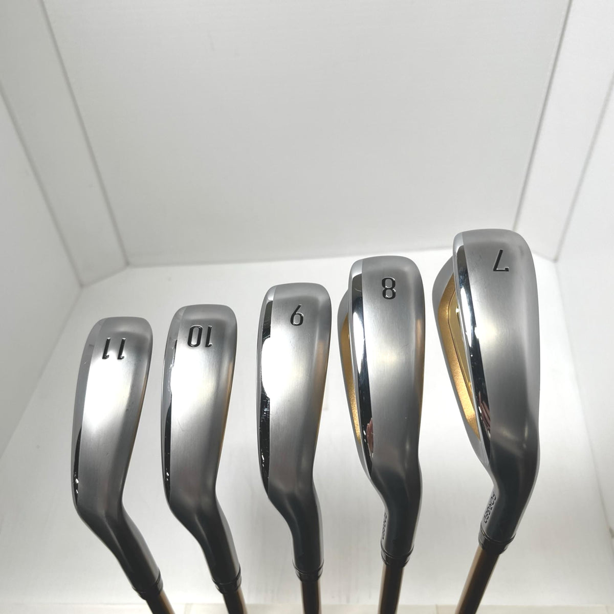 Honma Golf Iron Set BERES (2026) 4S ARMRQ FLIGHT(IR) 5 pieces Men