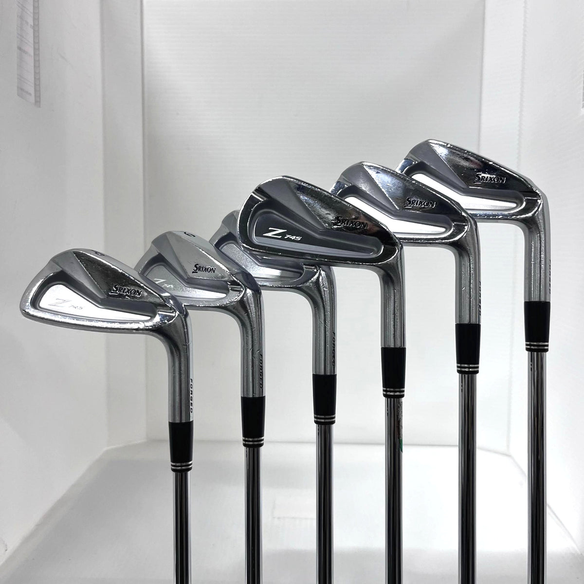 SRIXON
 Iron Set SRIXON Z745 Dynamic Gold 6 pieces Men