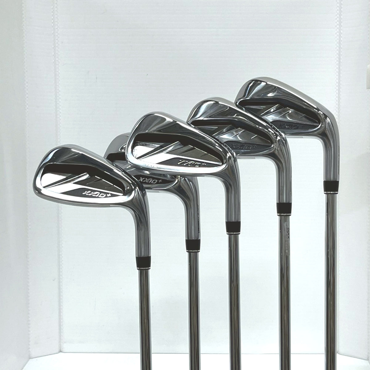 XXIO
 Iron Set XXIO (2026) Plus NS PRO 950GH neo DST for XXIO 5 pieces Men