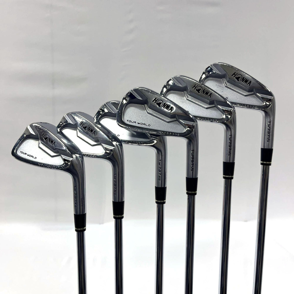 HONMA Iron Set TOUR WORLD TW737Vs Dynamic Gold AMT 6 pieces Men