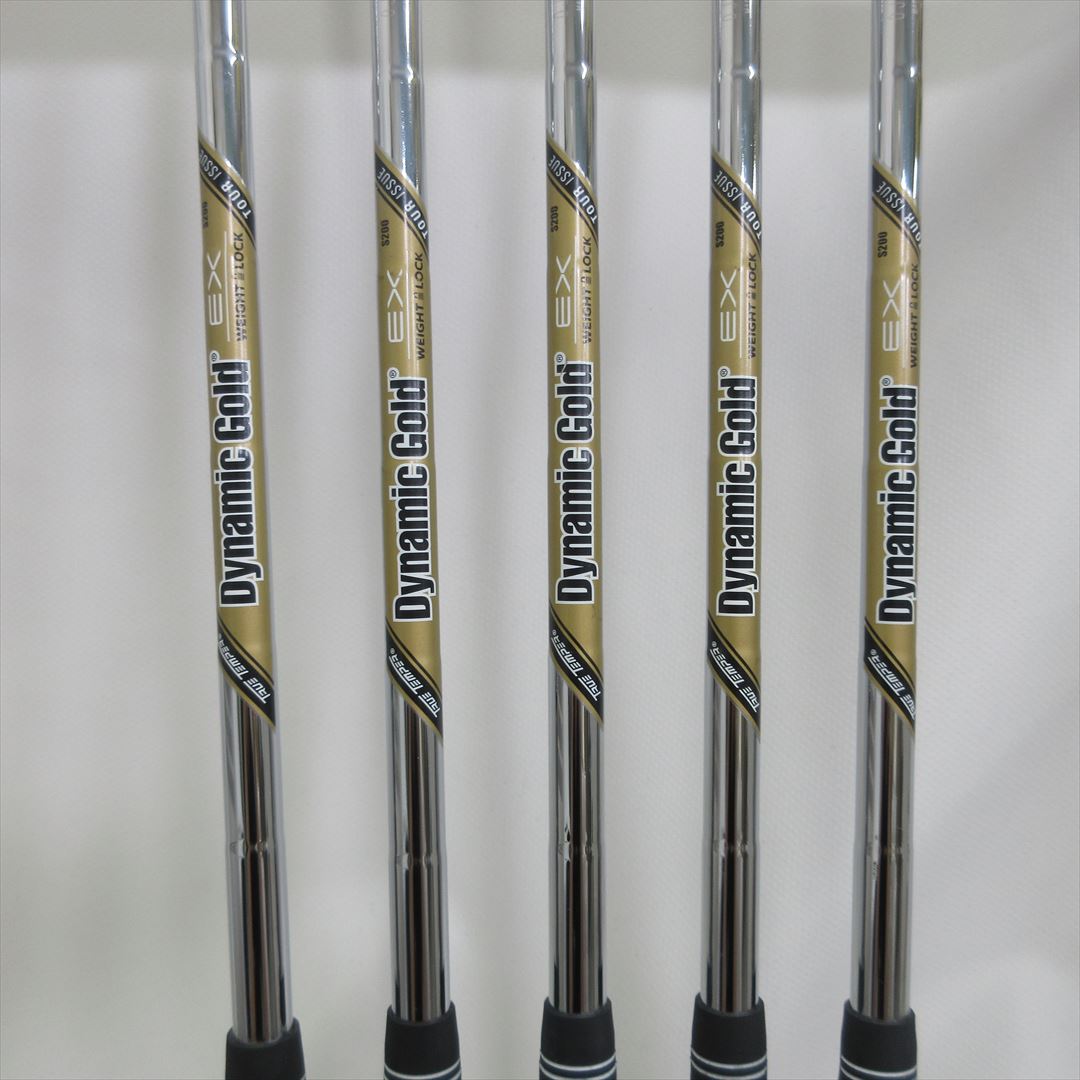 Set of 2 PRGR M3 Hit 3 & 5 Woods Regular Graphite Shafts PRGR Grips Set of 2 PRGR M3 Hit 3 & 5 Woods Regular Graphite Shafts PRGR Grips
