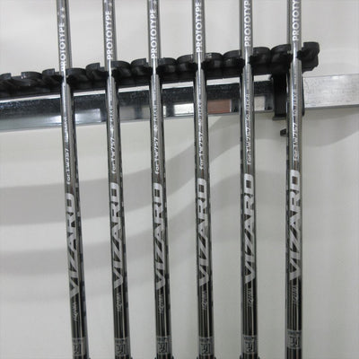 HONMA Iron Set BERES BLACK Regular VIZARD for TW 757 50 6 pieces