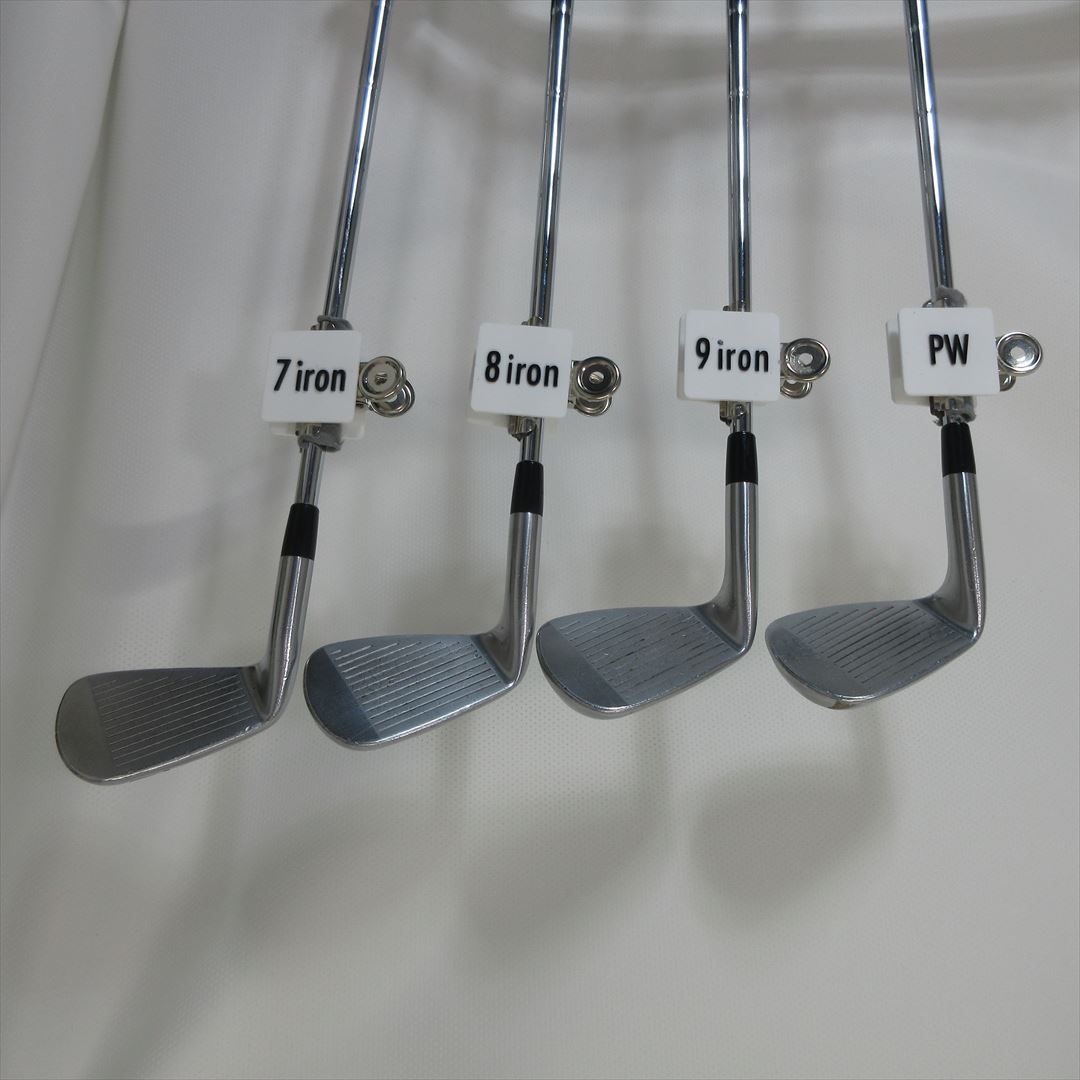 Titleist Iron Set Titleist MB 712 Stiff Dynamic Gold S200 8 pieces