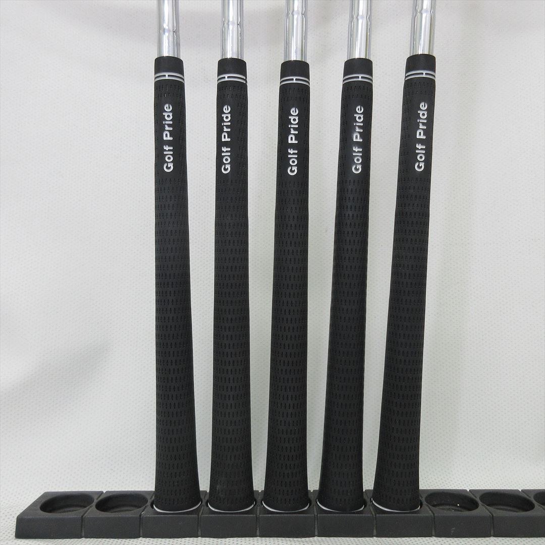 XXIO Iron Set XXIO13 eks Regular Dynamic Gold 95 R300 5 pieces