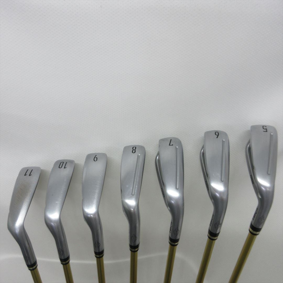 HONMA Iron Set BERES07 StiffRegular 3S ARMRQ 47 7 pieces