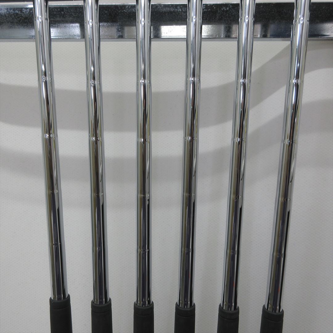 Bridgestone Iron Set TOUR B 201CB Stiff Dynamic Gold S200 7 pieces