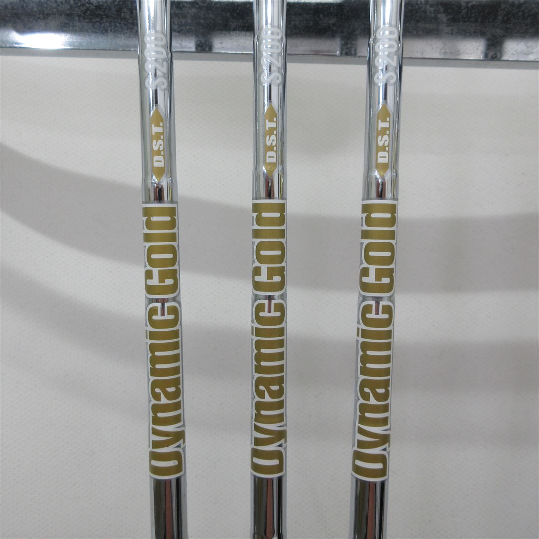 SRIXON Iron Set SRIXON Z-FORGED 2 Stiff Dynamic Gold D.S.T S200 6 pieces