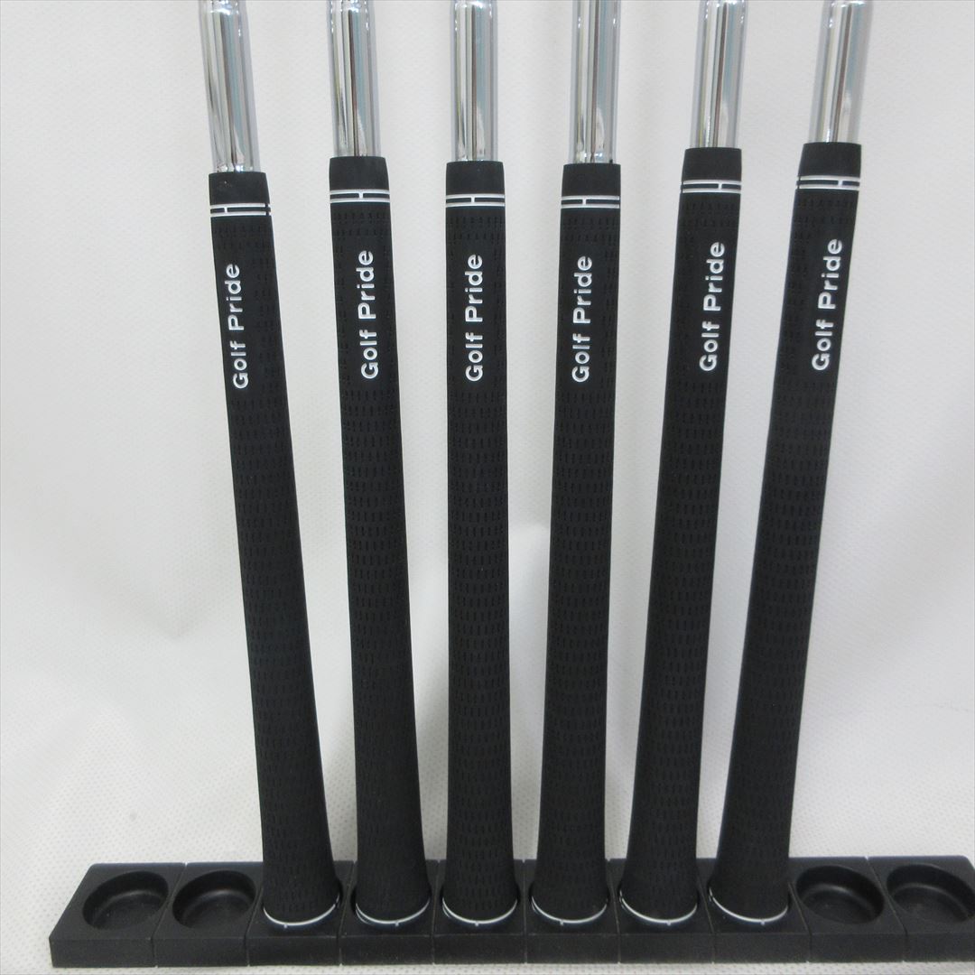 Srixon Z545 Forged 6 Iron Regular Steel Shaft Golf Pride Grip Srixon Z545 Forged 6 Iron Regular Steel Shaft Golf Pride Grip