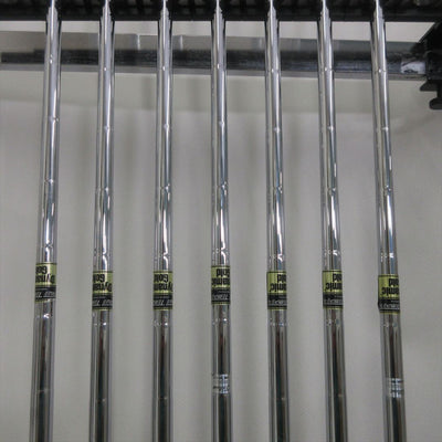 Titleist Iron Set Titleist CB 714 Stiff Dynamic Gold S200 7 pieces