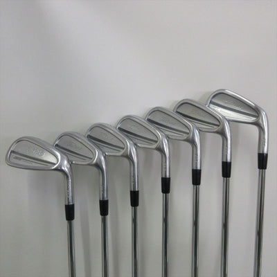 Titleist Iron Set Titleist CB 714 Stiff Dynamic Gold S200 7 pieces