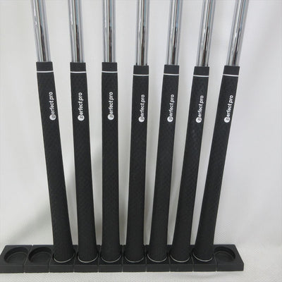 Bridgestone Iron Set TOUR B X-CBP Stiff NS PRO MODUS3 TOUR105 7 pieces