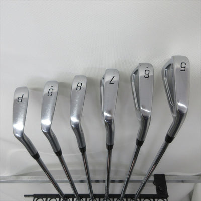 Bridgestone Iron Set TOUR B 201CB Stiff Dynamic Gold S200 7 pieces