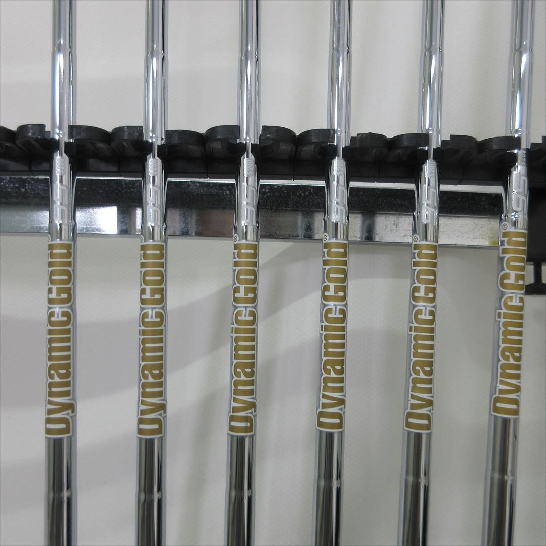 Fourteen Iron Set TB 7 FORGED Stiff Dynamic Gold 95 S200 6 pieces