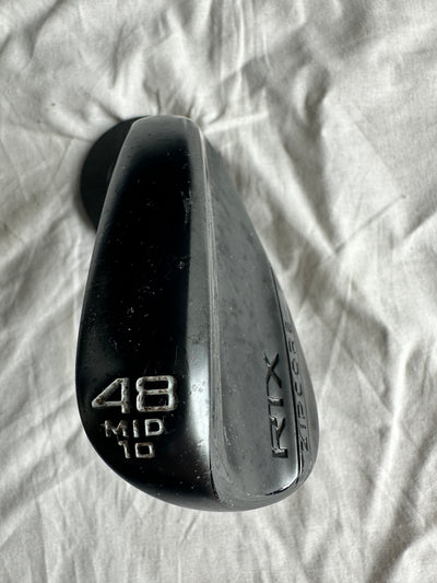 cleveland wedge cleveland rtx zipcore blacksatin 54 dynamic gold tour issue