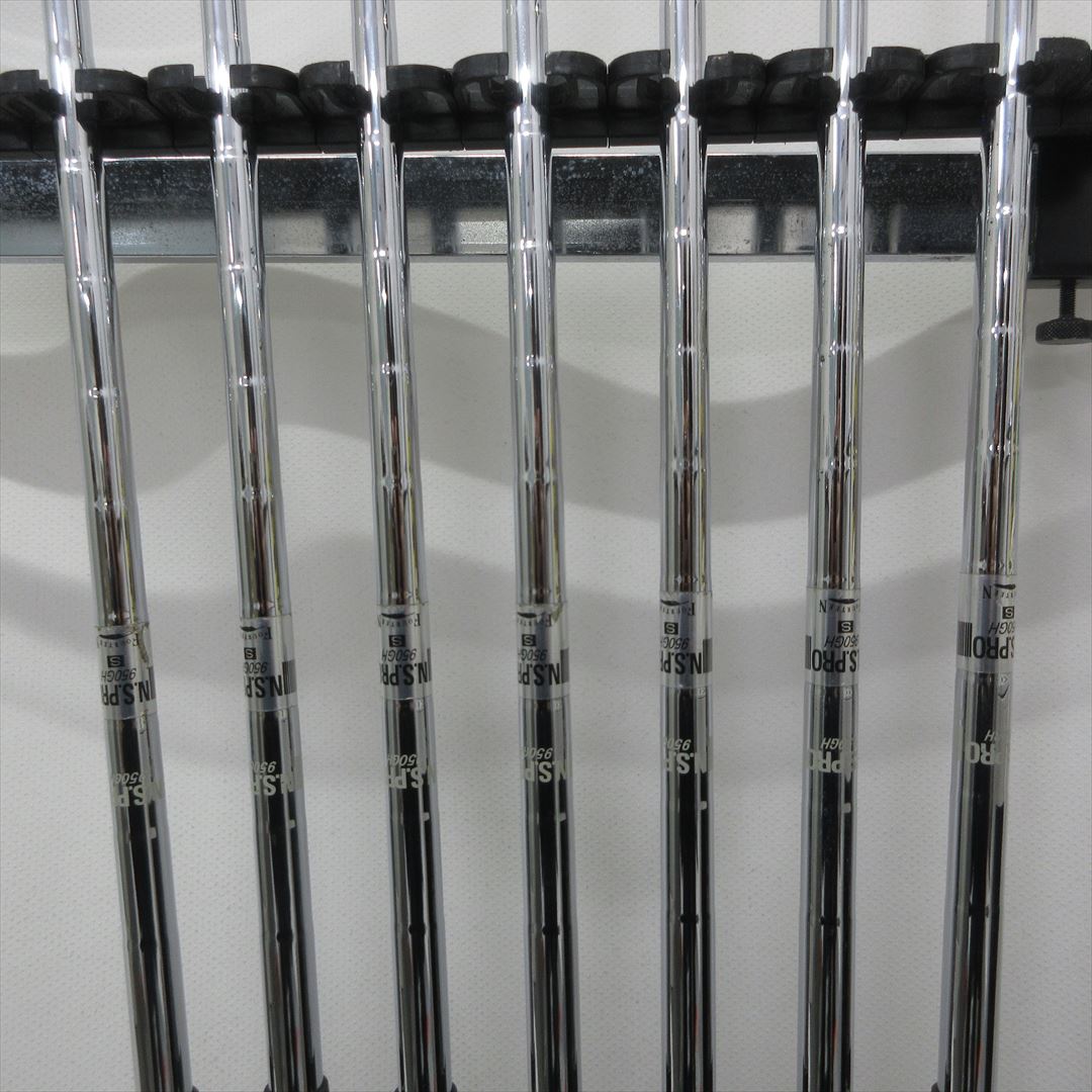 Fourteen Iron Set TC 770 Stiff NS PRO 950GH 7 pieces