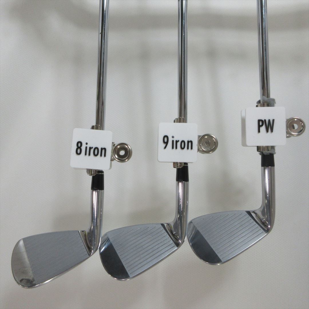 Set of 2 PRGR M3 Hit 505 Spec 3 & 5 Woods Senior Graphite Shafts Black Grips Set of 2 PRGR M3 Hit 505 Spec 3 & 5 Woods Senior Graphite Shafts Black Grips