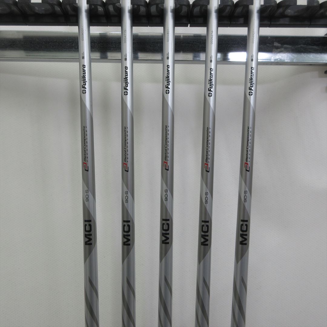 HONMA Iron Set TOUR WORLD GS Stiff HCI 90 5 pieces