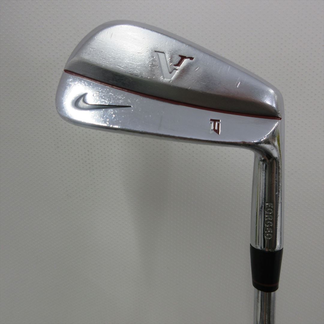 Nike Iron Set VICTORY RED FORGED TW BLADE Stiff Dynamic Gold S200 8 pieces