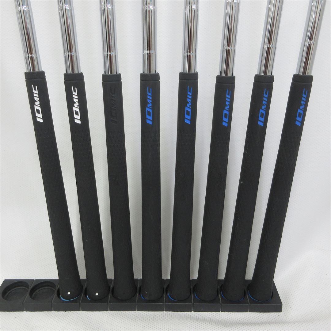 Ping Iron Set G425 Stiff Dynamic Gold 95 S200 8 Pieces Dot Color Black